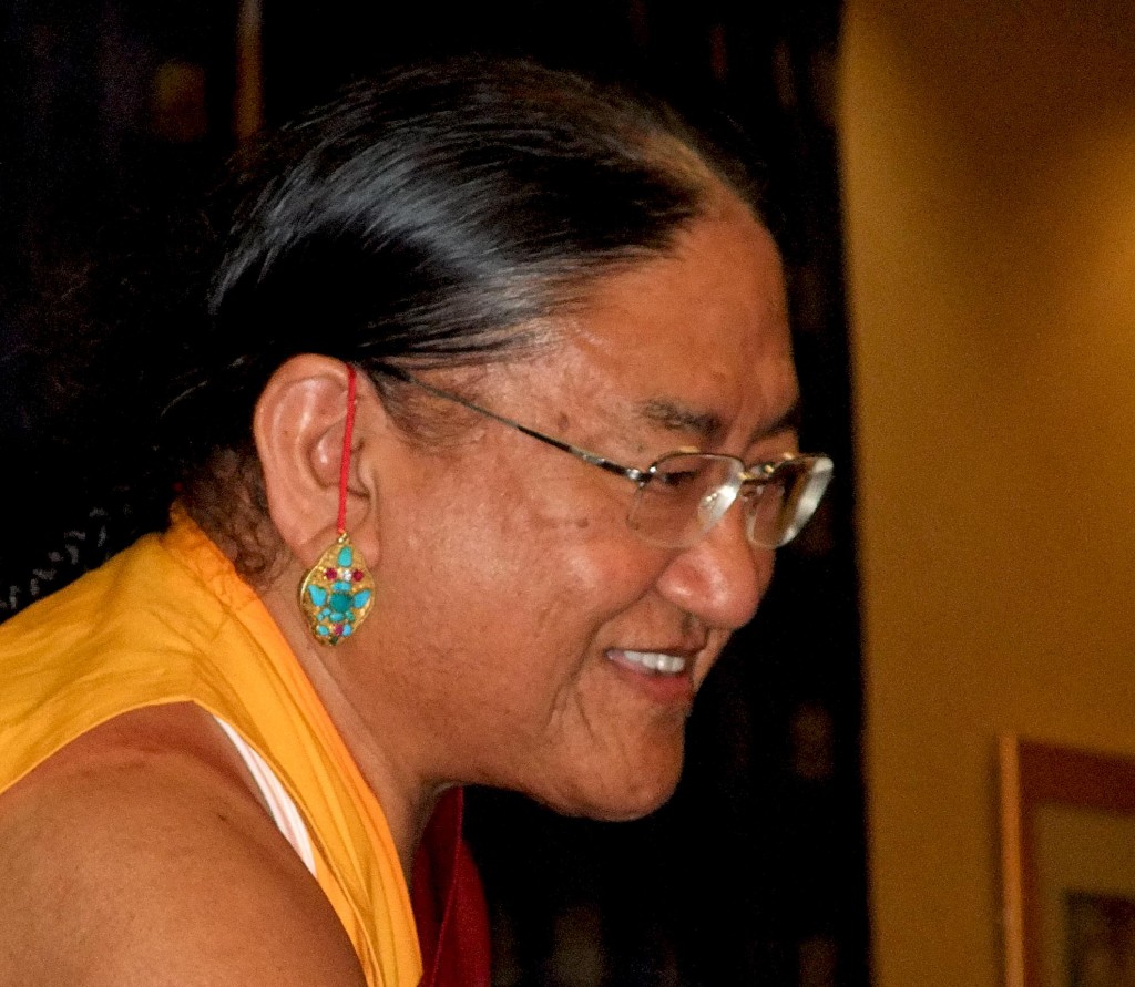 Sakya trizin2