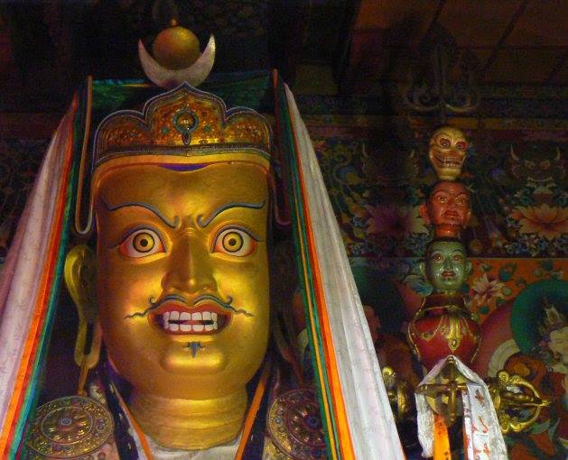 Cara Guru Rimpoche
